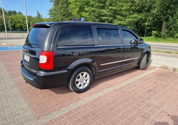 Chrysler Town &amp; Country cena 44000 przebieg: 195000, rok produkcji 2012 z Rawicz małe 37